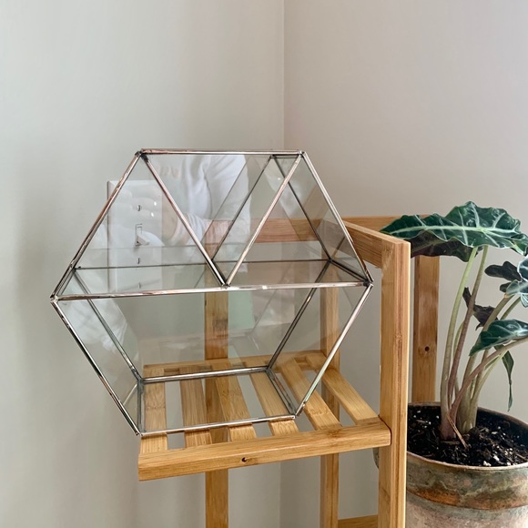 Home Decor - hexagon shelf